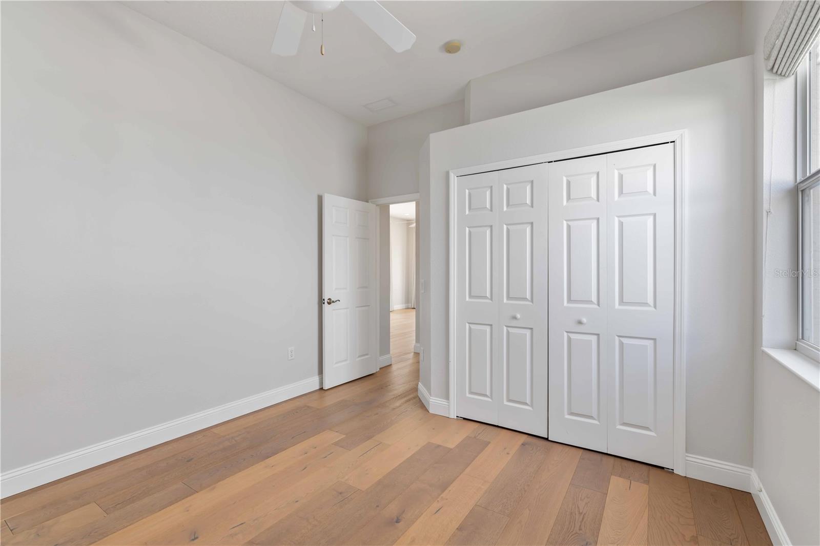 ASHLEY TRACE AT UNIVERSITY PLACE - Residential