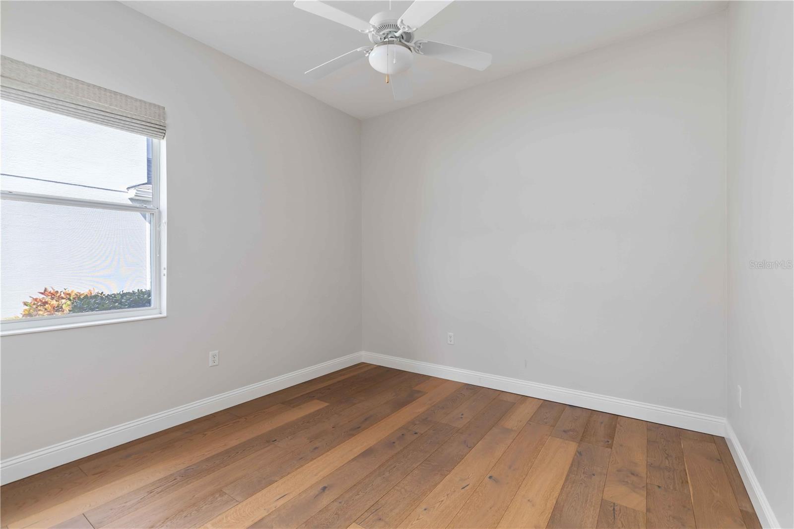 ASHLEY TRACE AT UNIVERSITY PLACE - Residential