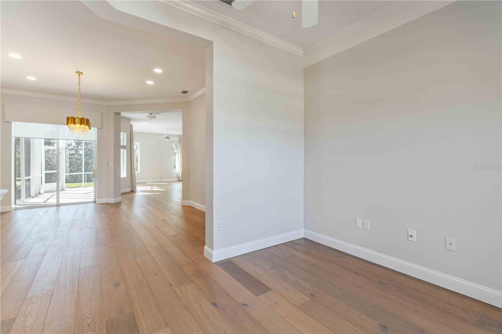 ASHLEY TRACE AT UNIVERSITY PLACE - Residential