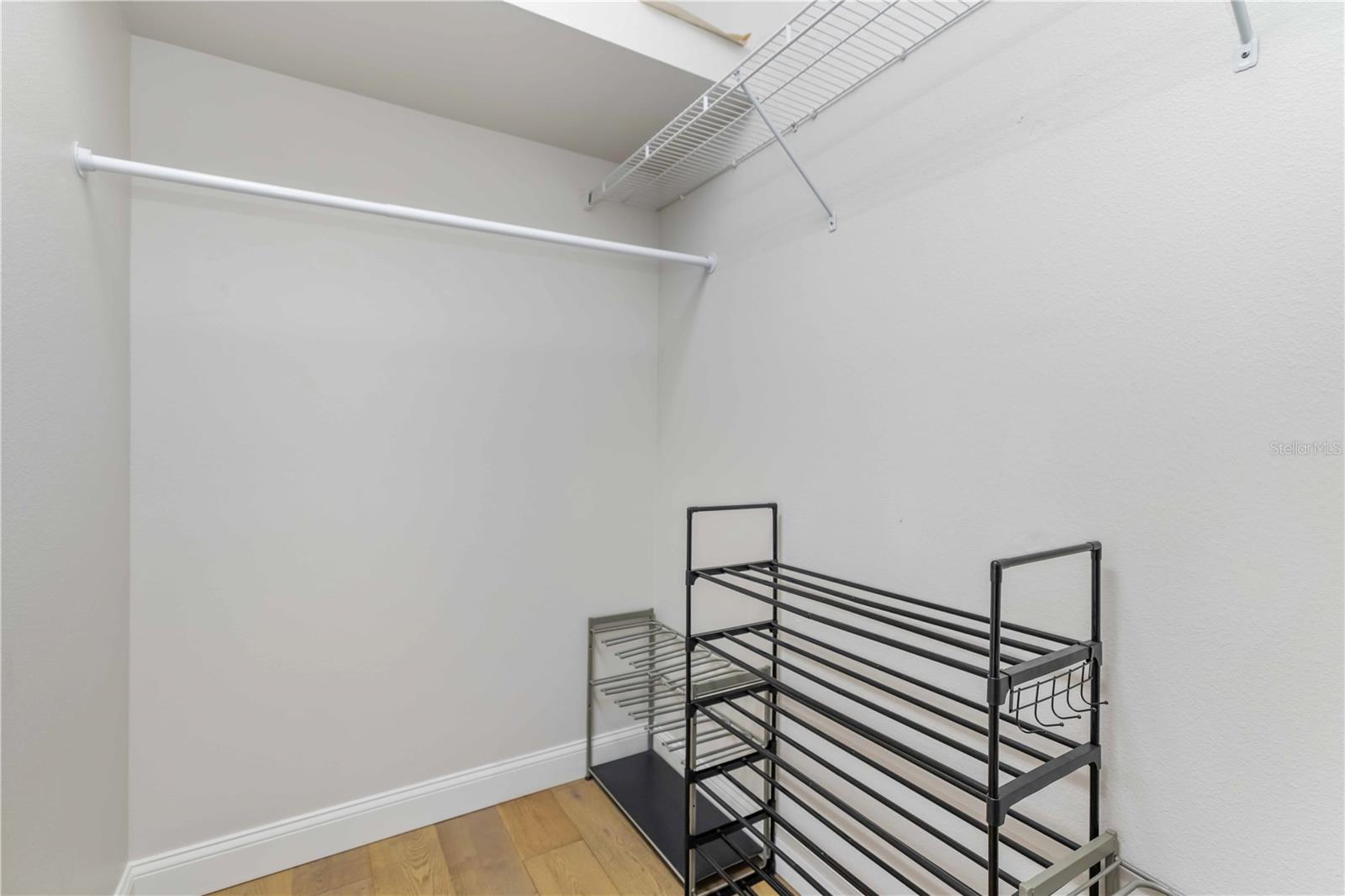 ASHLEY TRACE AT UNIVERSITY PLACE - Residential