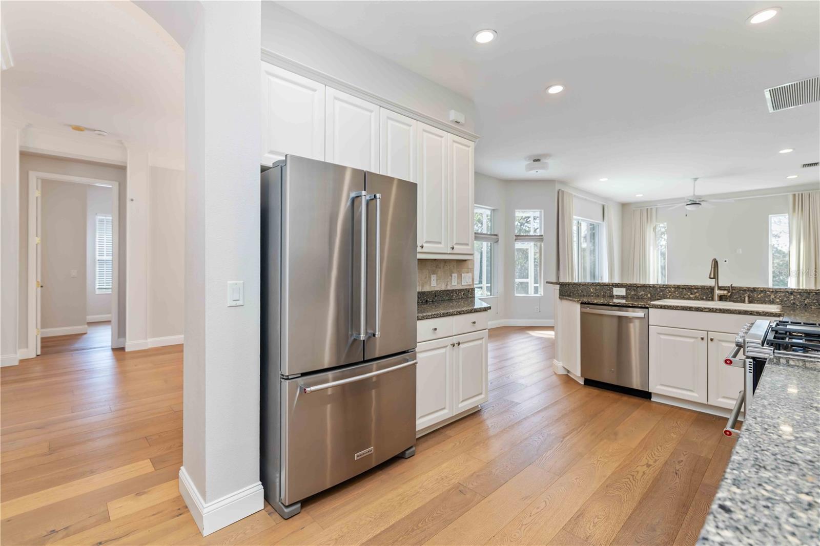 ASHLEY TRACE AT UNIVERSITY PLACE - Residential