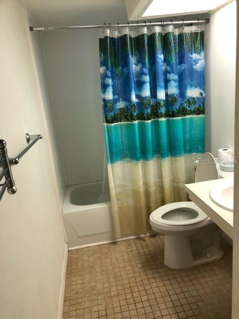 BAY POINT PLAZA APTS CONDO - Residential