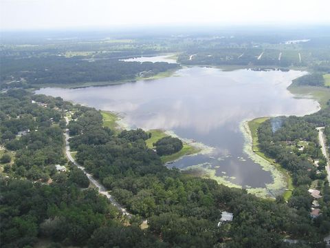 A home in DUNNELLON