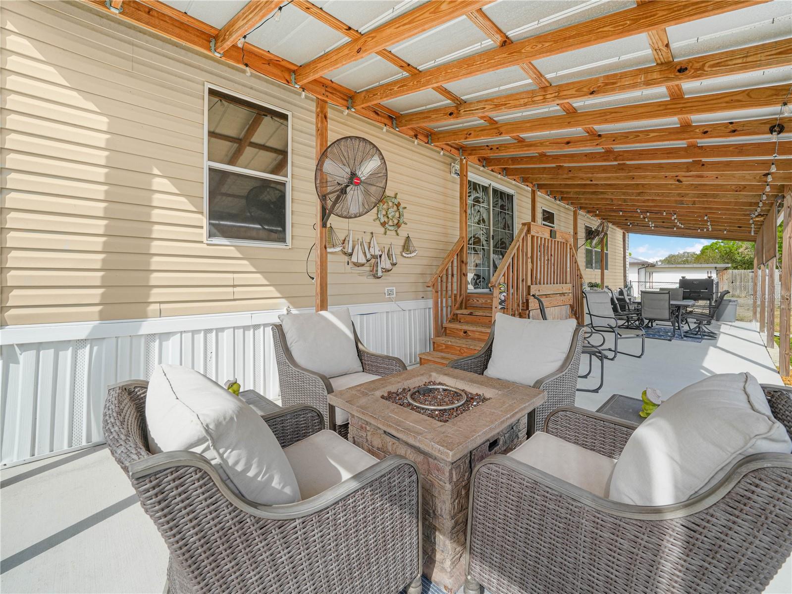 TAYLOR CRK ISLES UN V - Residential