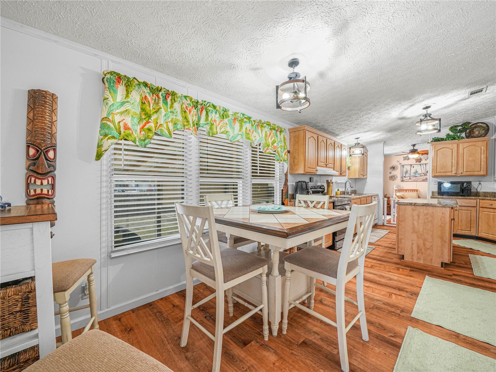 TAYLOR CRK ISLES UN V - Residential