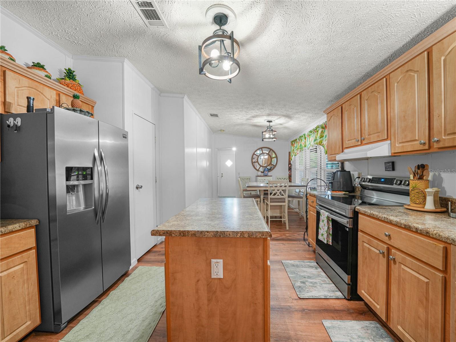 TAYLOR CRK ISLES UN V - Residential