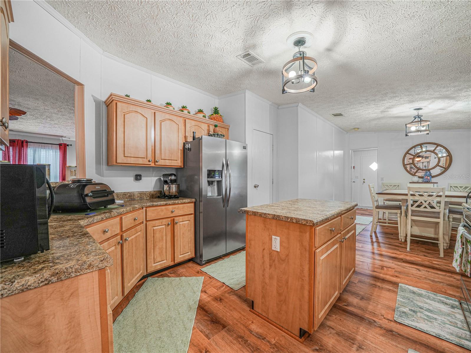 TAYLOR CRK ISLES UN V - Residential