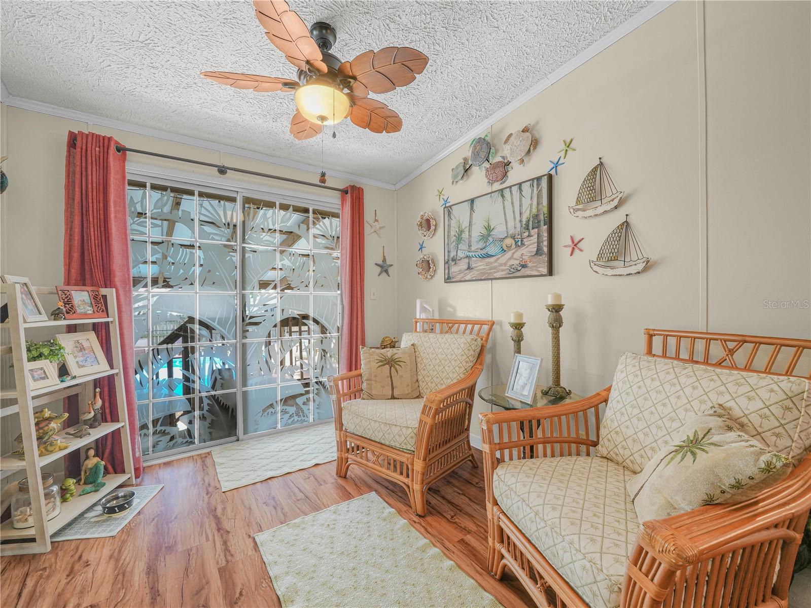 TAYLOR CRK ISLES UN V - Residential