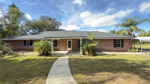 Photo of 2105 Vickery Lane, Dover, FL 33527 (MLS # TB8452724)