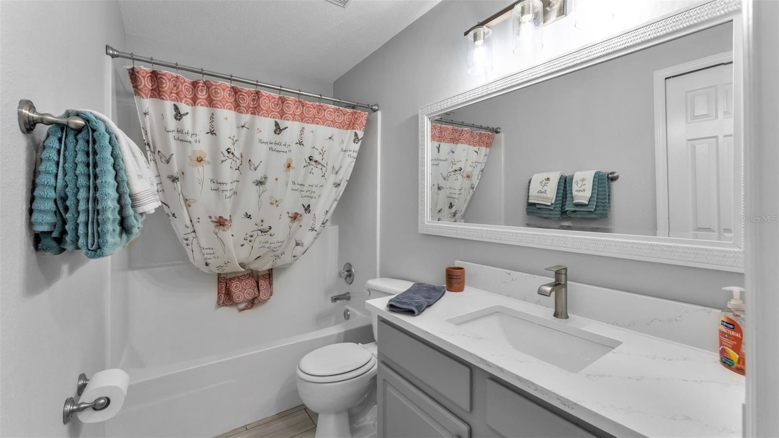 CARILLON LAKES - Residential