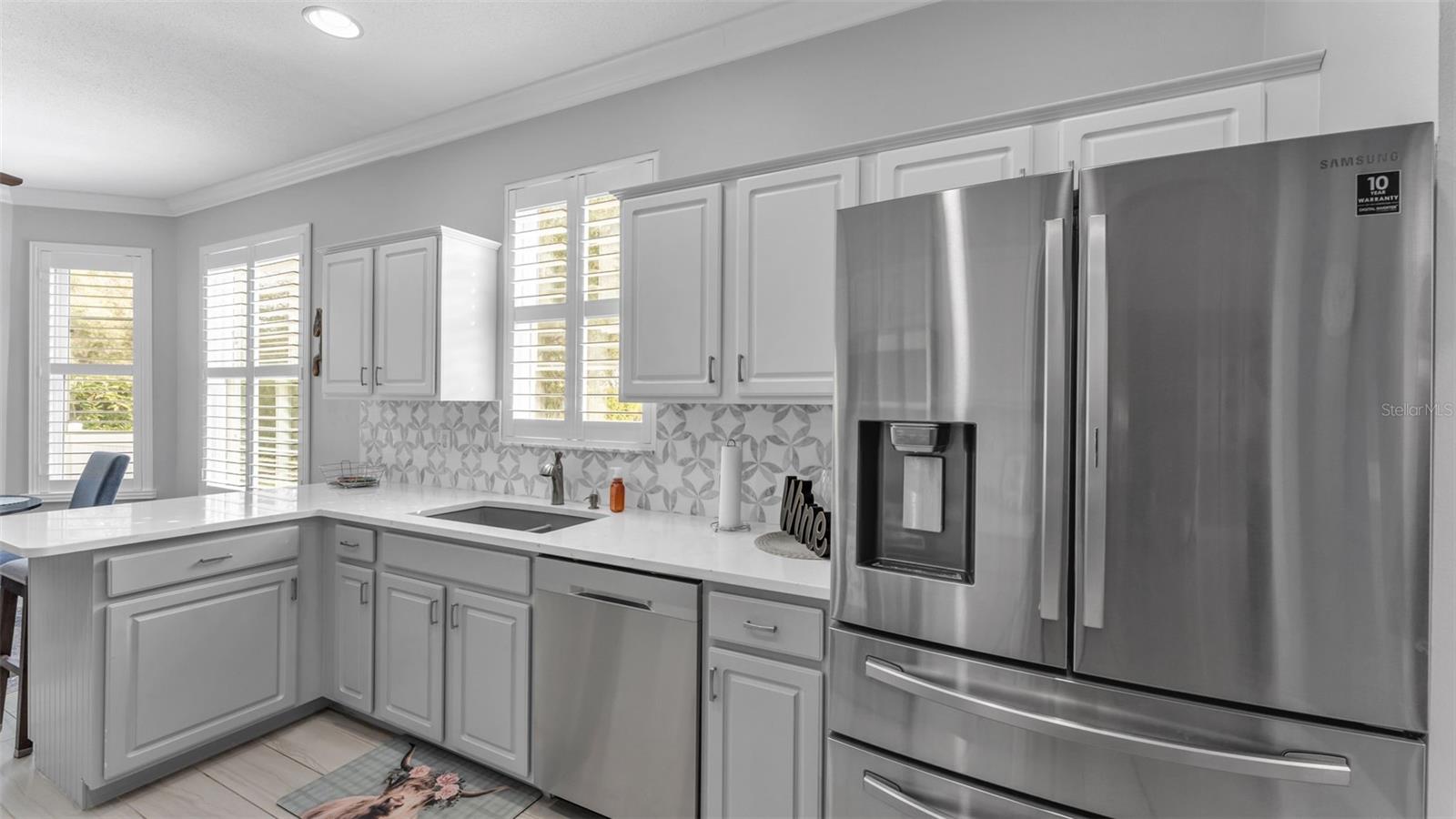 CARILLON LAKES - Residential