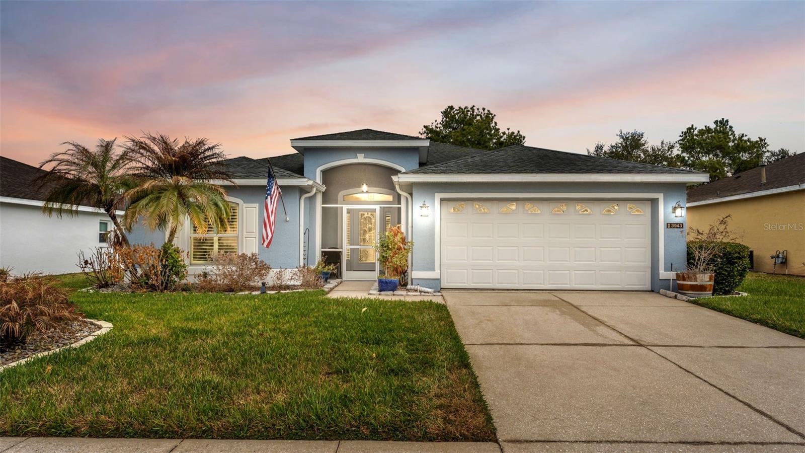 CARILLON LAKES - Residential