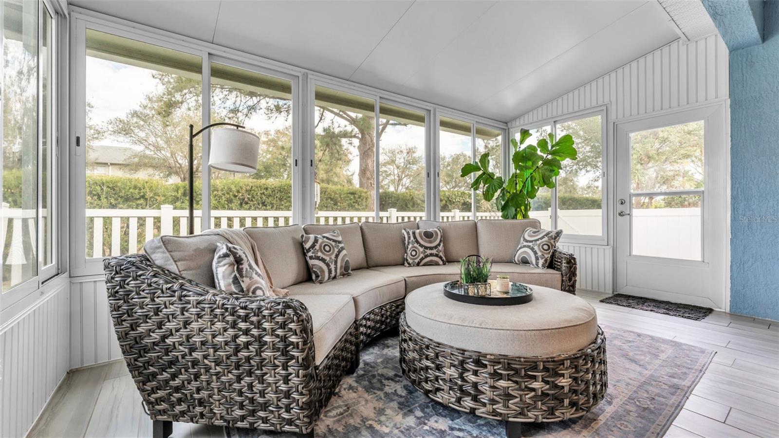 CARILLON LAKES - Residential