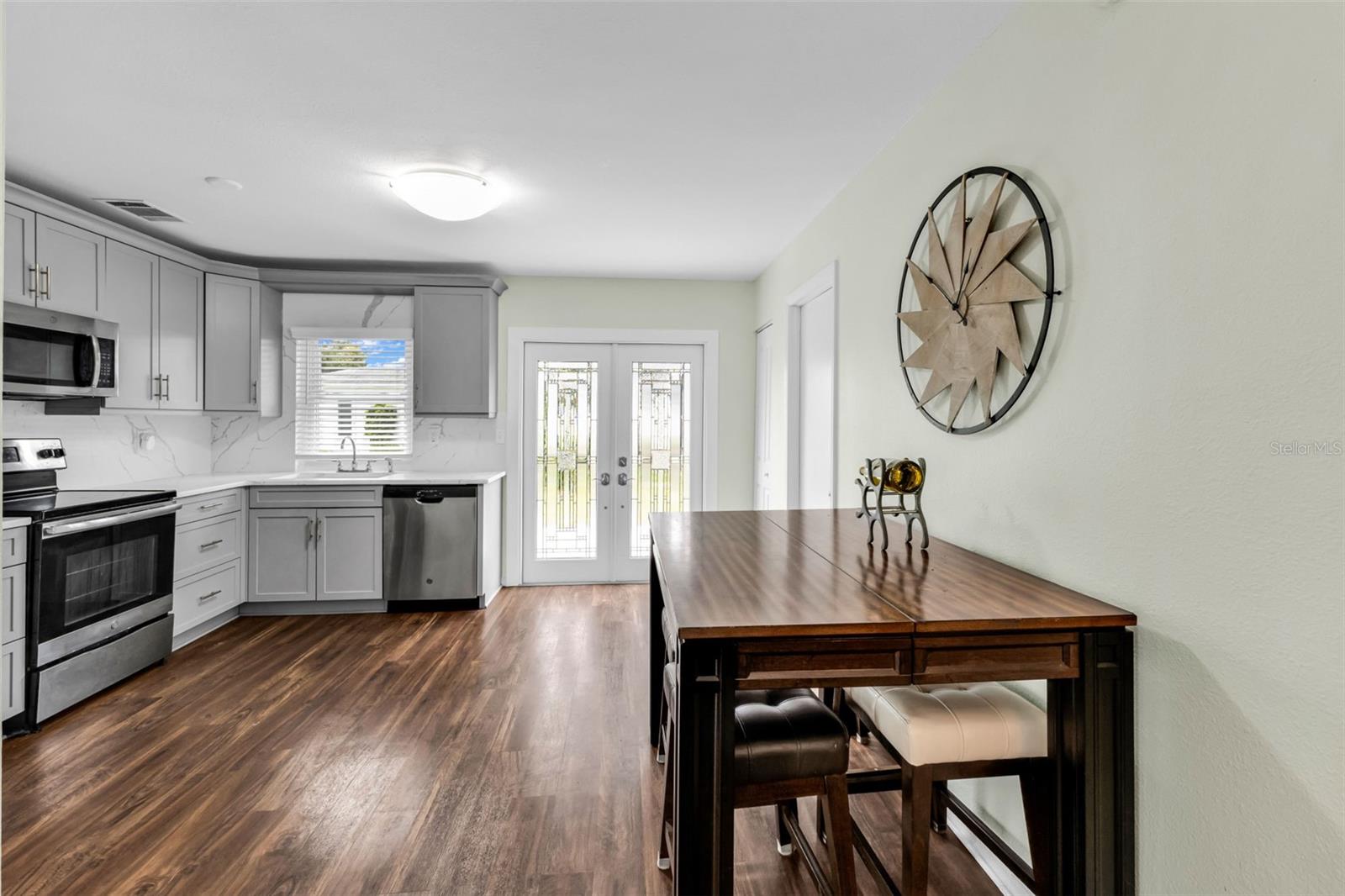 PORT CHARLOTTE 15 REP 02 - Residential