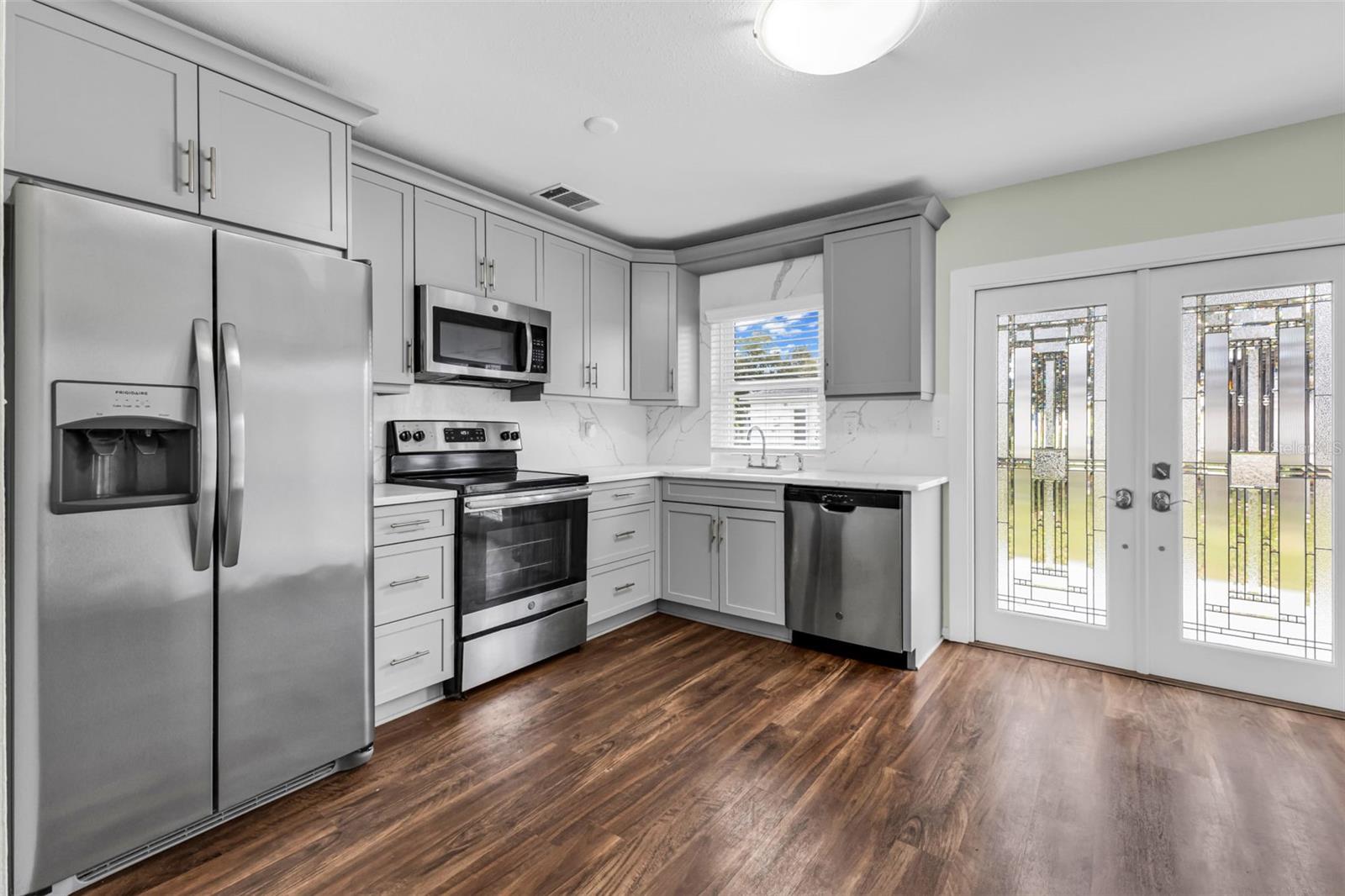 PORT CHARLOTTE 15 REP 02 - Residential