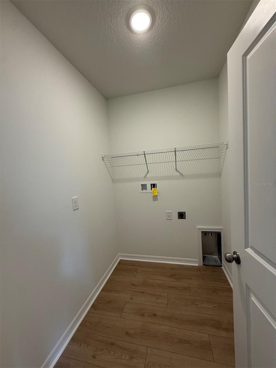 BROADLEAF - Residential