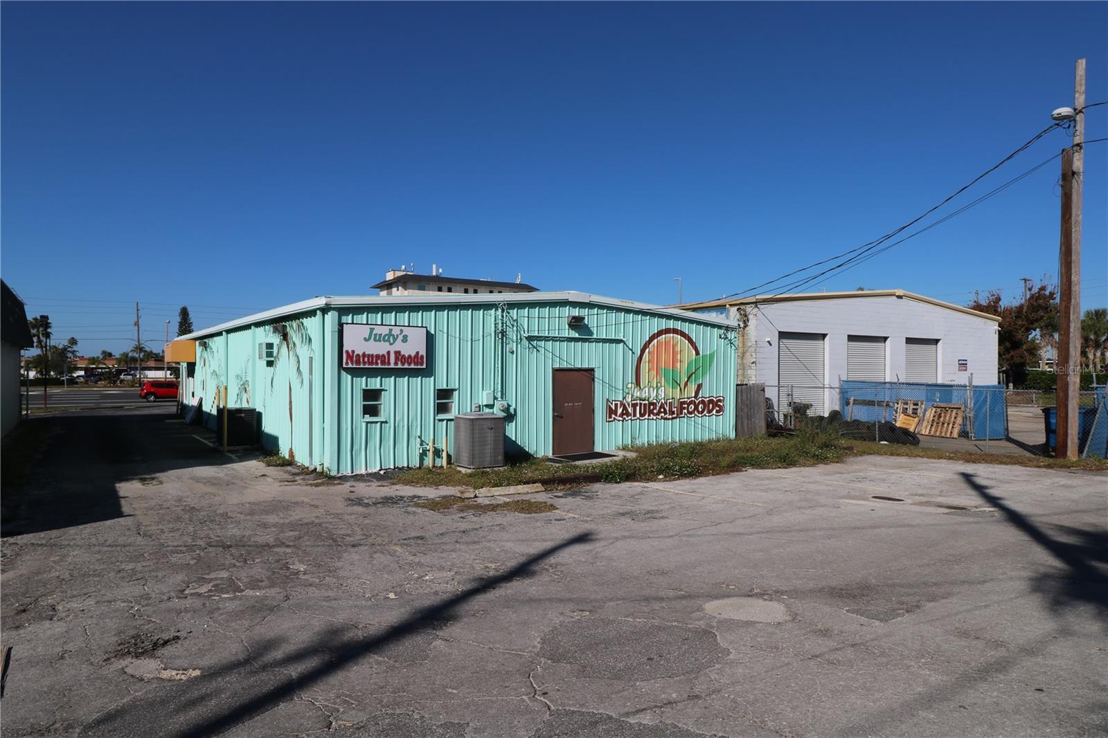 TAMPA- TARPON SPRINGS LAND COMPANY - Commercial Lease