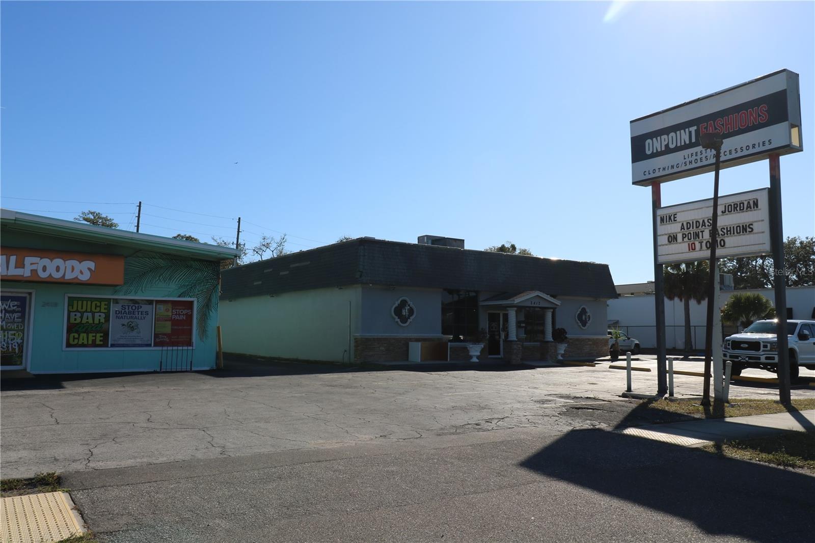 TAMPA- TARPON SPRINGS LAND COMPANY - Commercial Lease