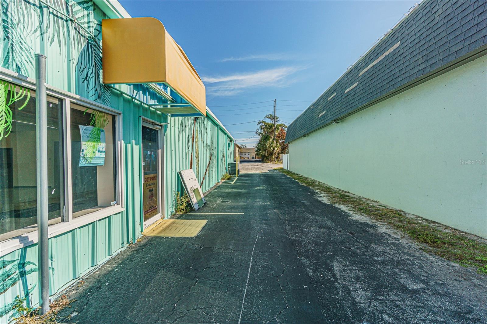 TAMPA- TARPON SPRINGS LAND COMPANY - Commercial Lease