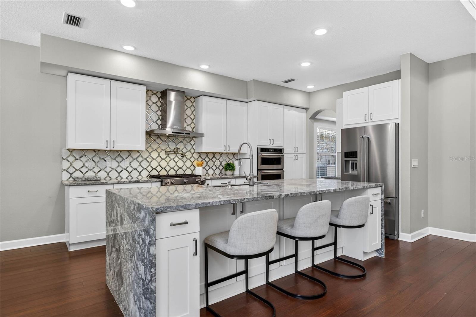 BAYOU CLUB ESTATES TR 5 PH 3 - Residential