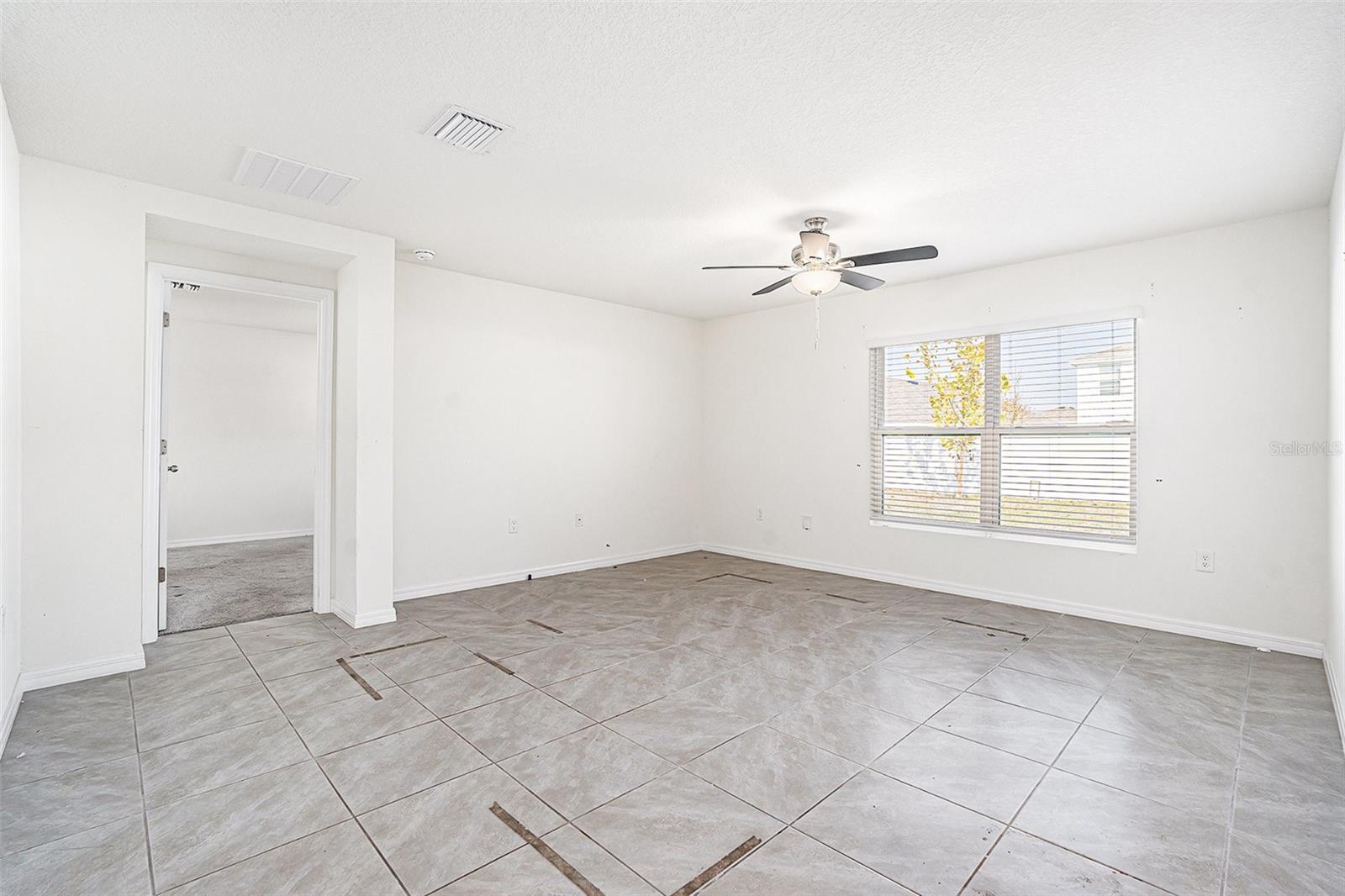 BARRINGTON/STERLING HILL UN 2 - Residential