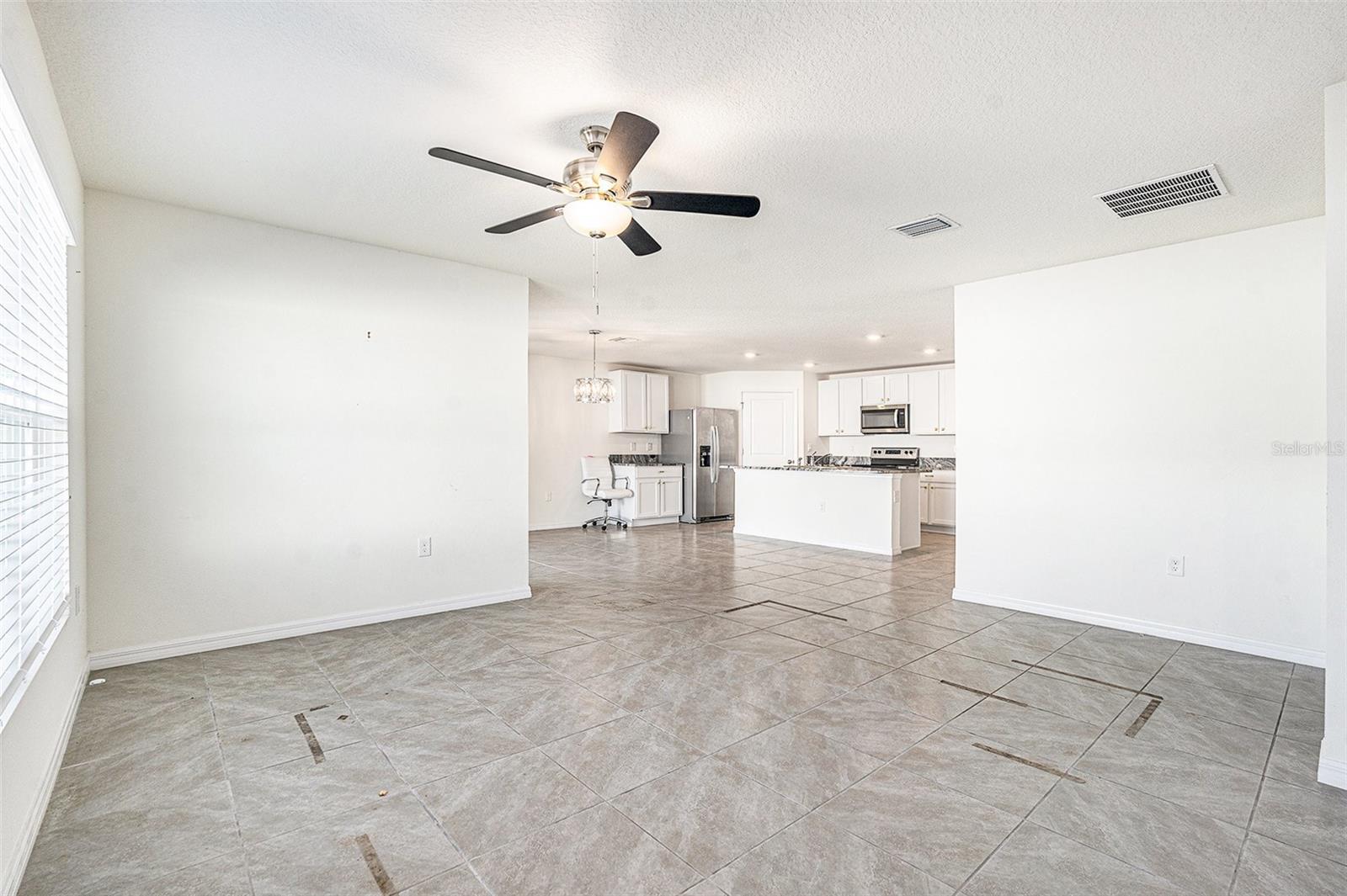 BARRINGTON/STERLING HILL UN 2 - Residential