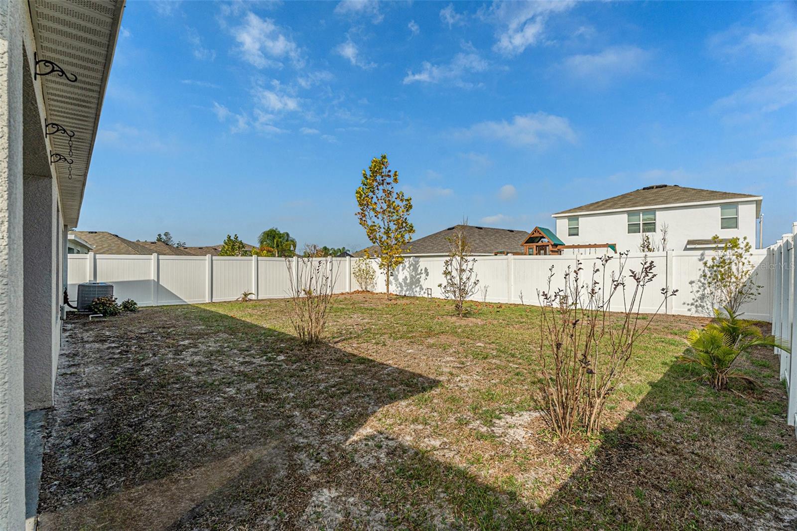 BARRINGTON/STERLING HILL UN 2 - Residential