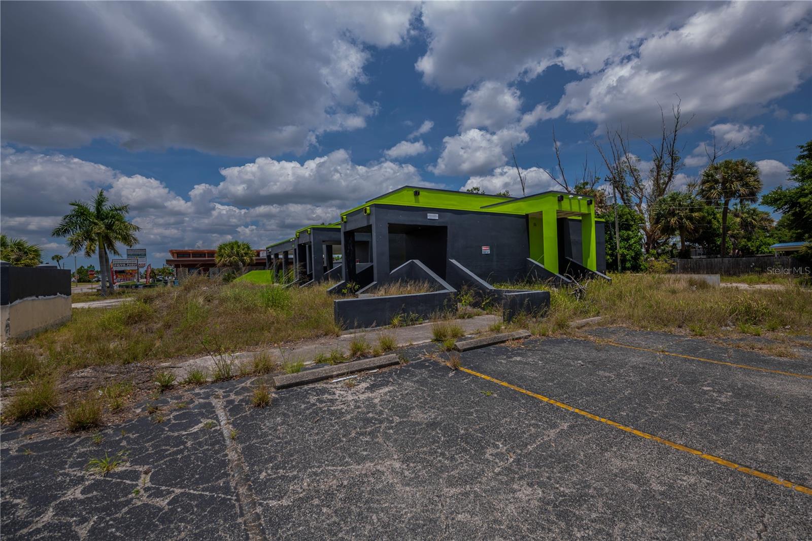 PORT CHARLOTTE SEC 011 - Commercial Sale