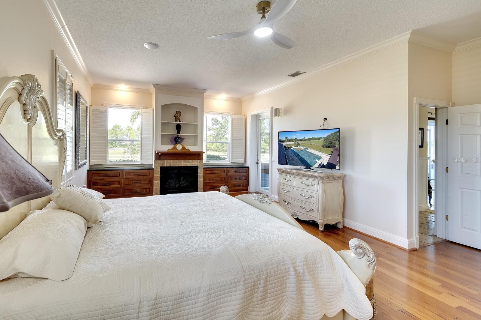 POMELLO CITY CENTRAL UNIT - Residential