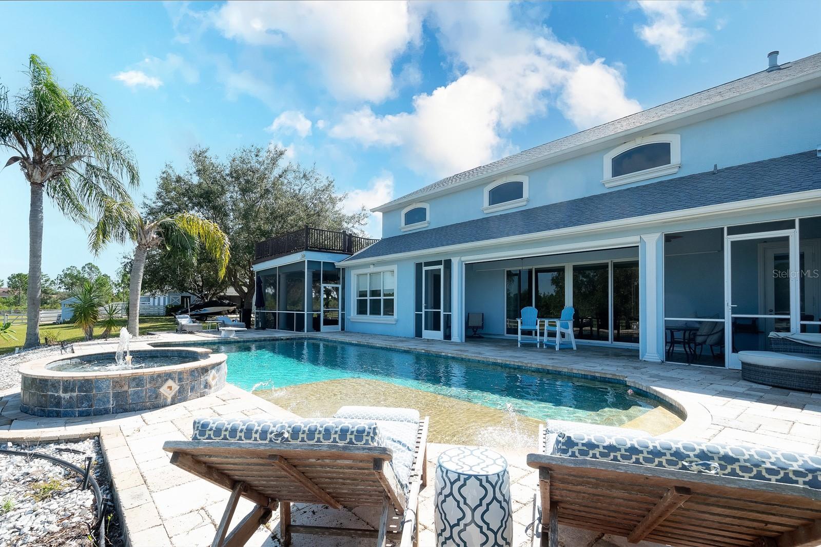 POMELLO CITY CENTRAL UNIT - Residential