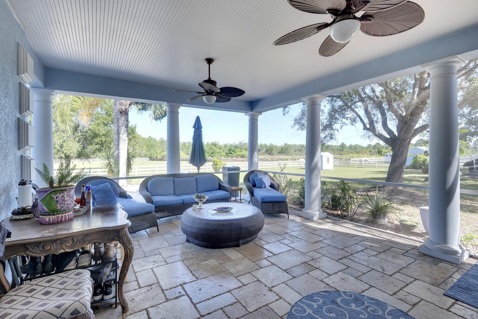 POMELLO CITY CENTRAL UNIT - Residential