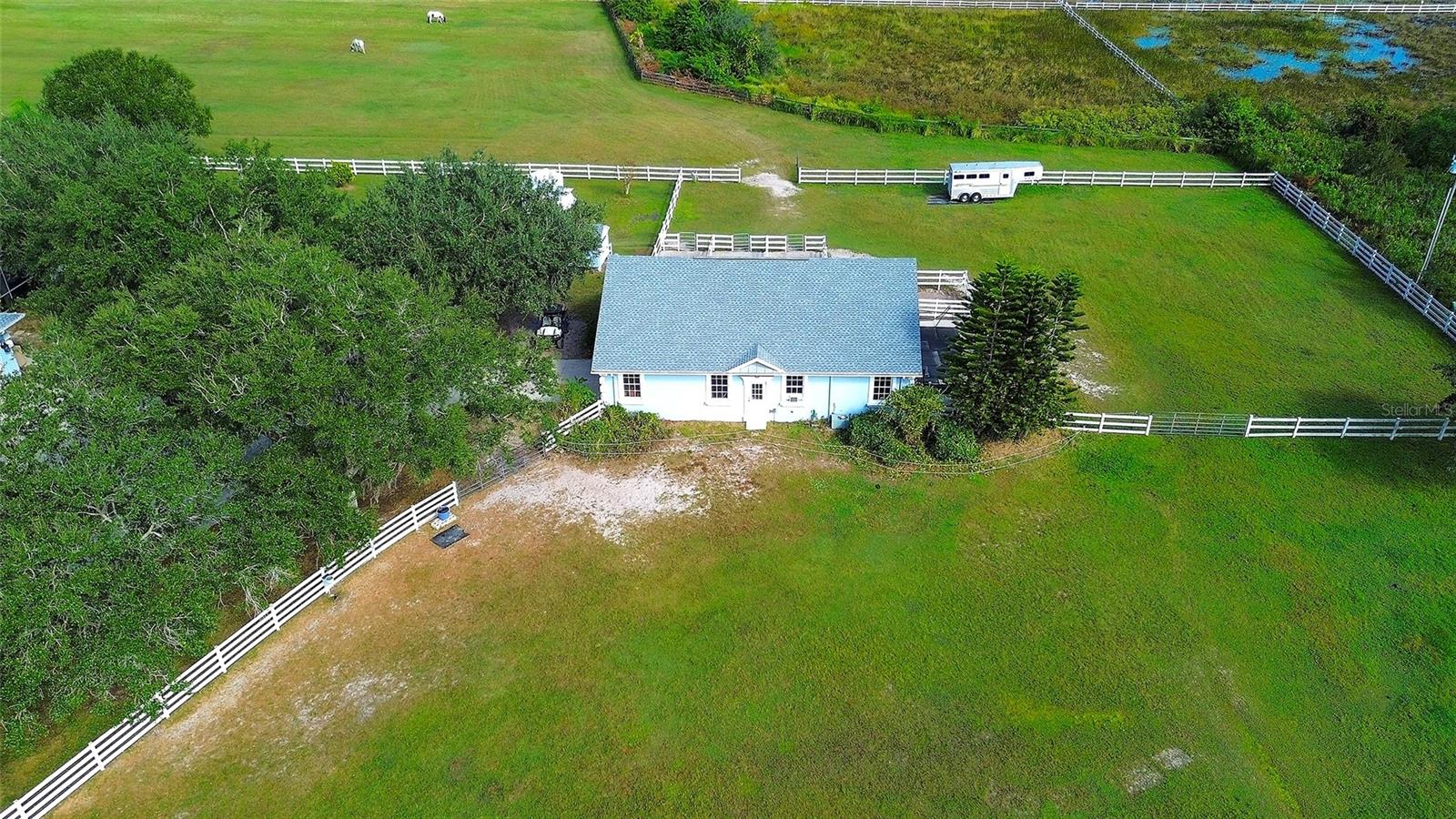 POMELLO CITY CENTRAL UNIT - Residential