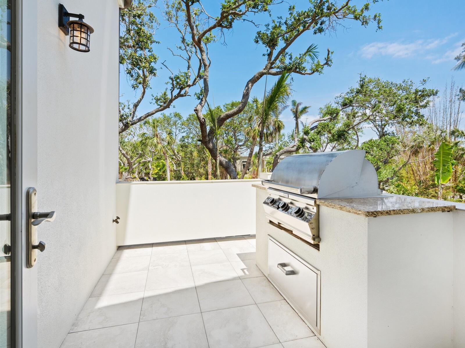 WHITE BEACH FRUIT COMPANYS SU - Residential