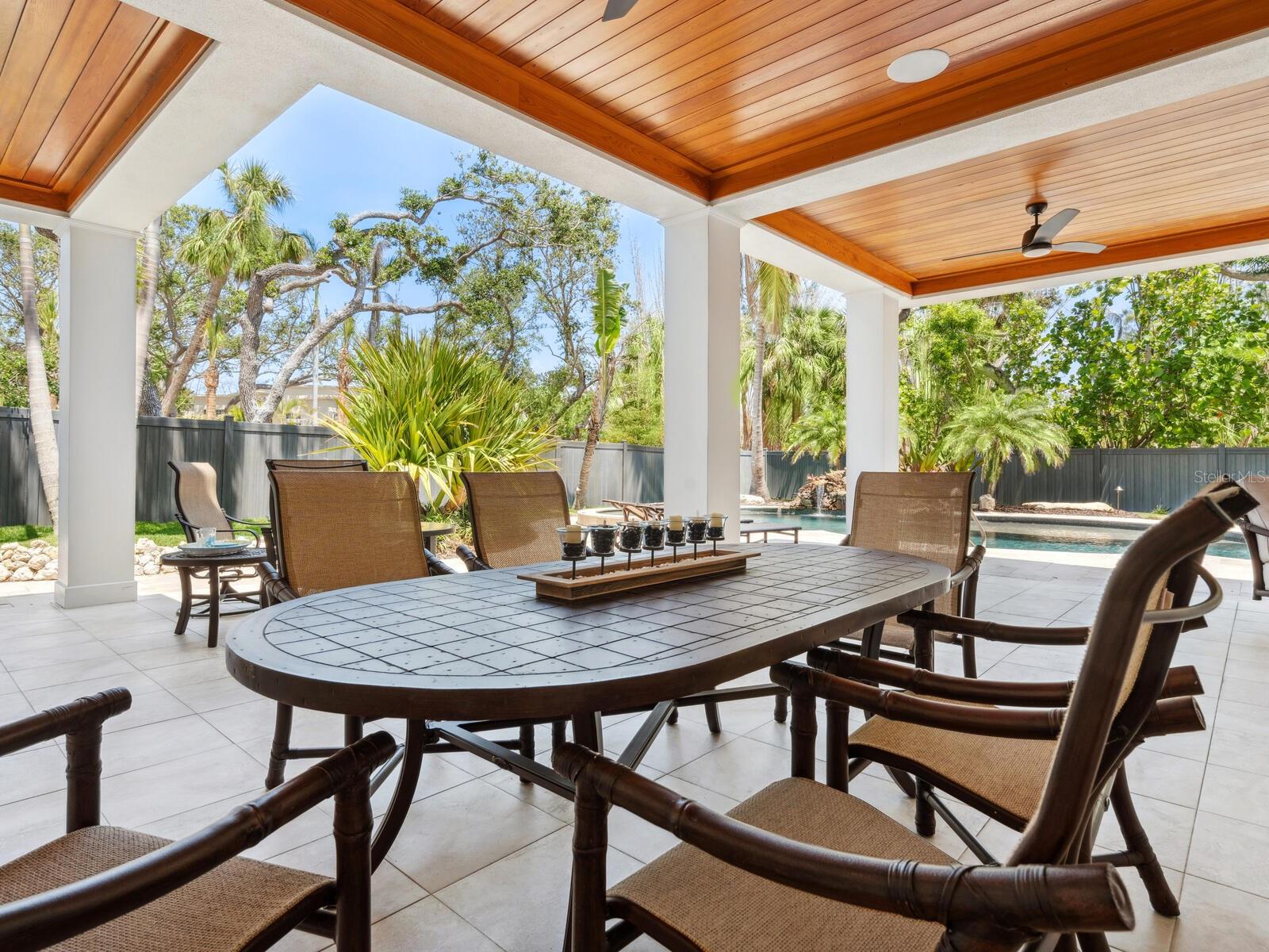 WHITE BEACH FRUIT COMPANYS SU - Residential