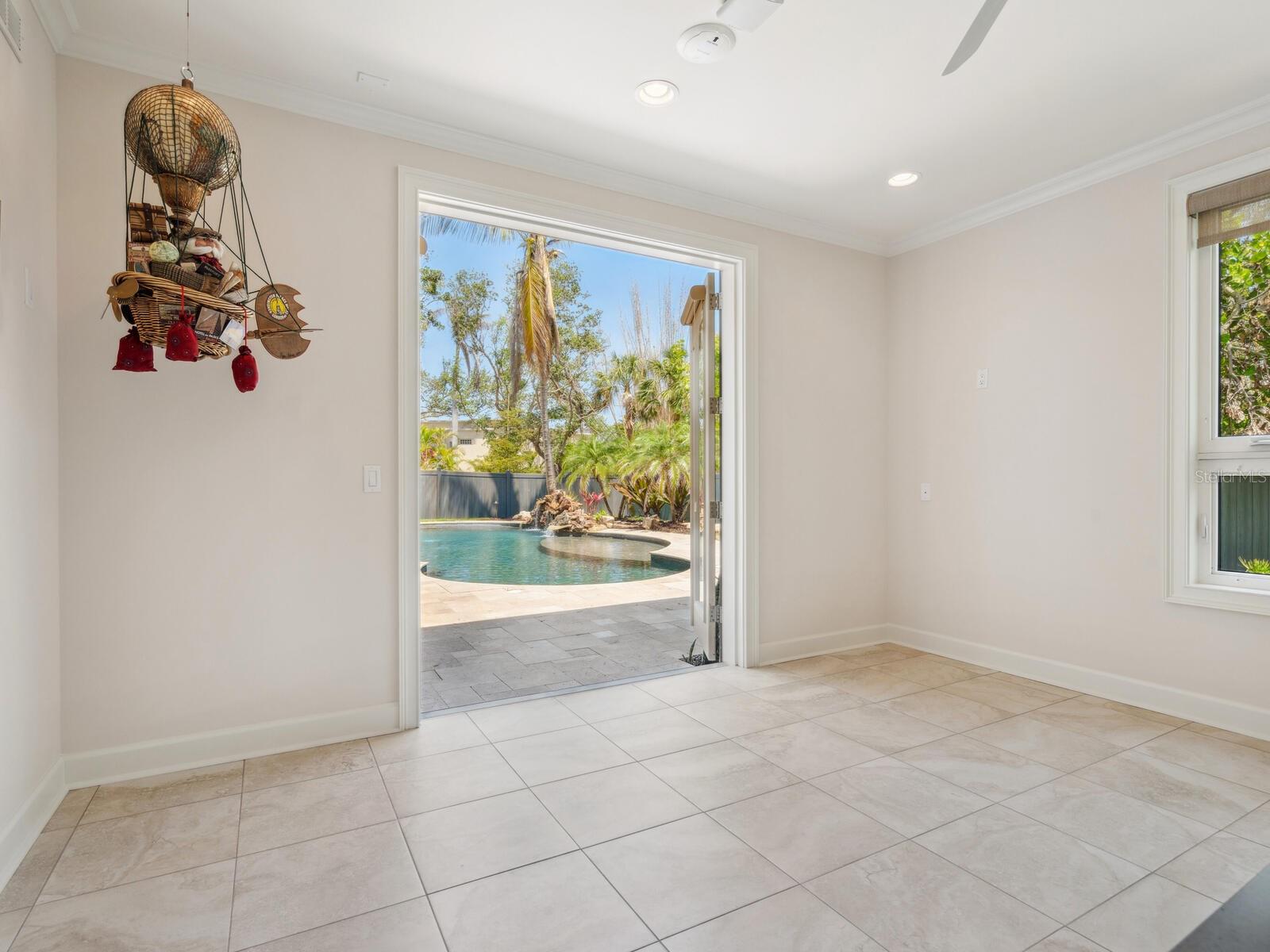 WHITE BEACH FRUIT COMPANYS SU - Residential