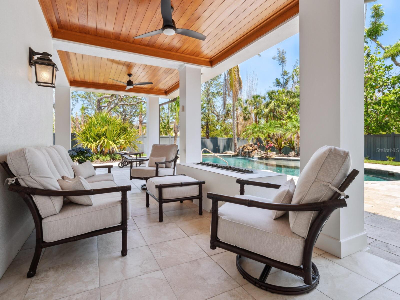 WHITE BEACH FRUIT COMPANYS SU - Residential