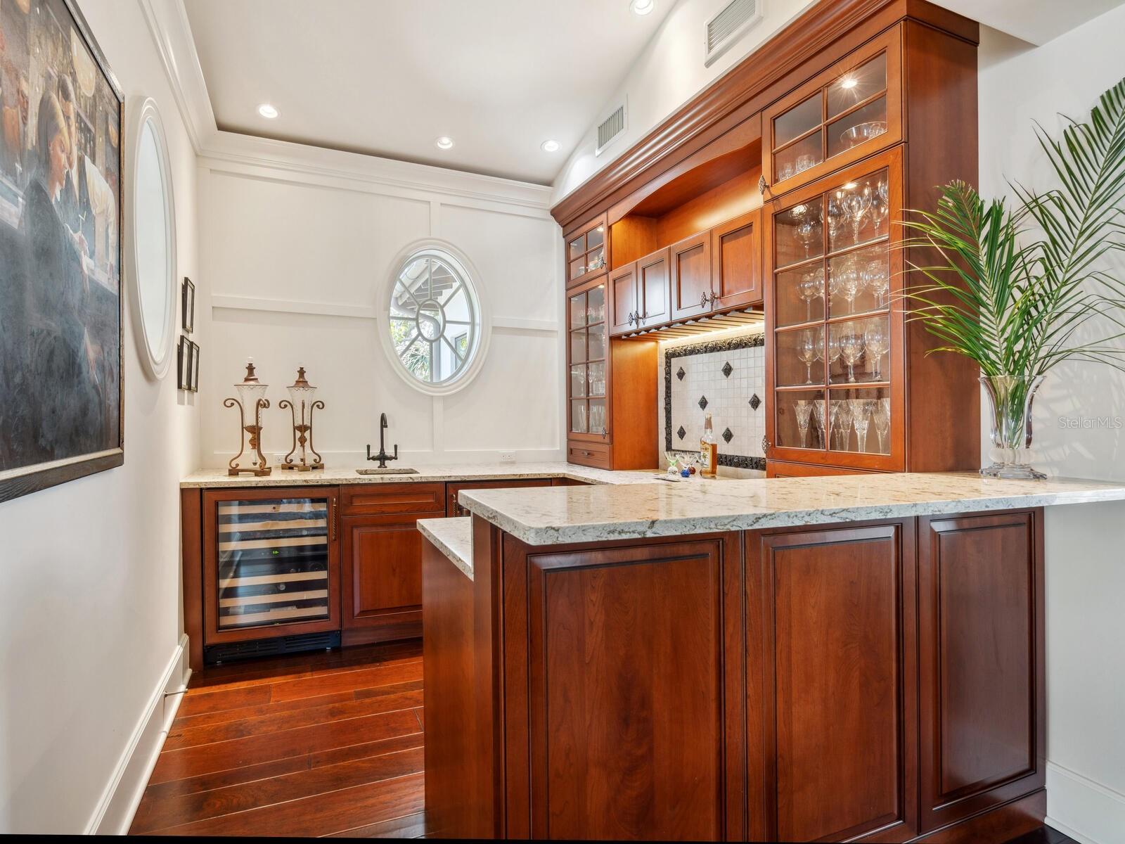 WHITE BEACH FRUIT COMPANYS SU - Residential