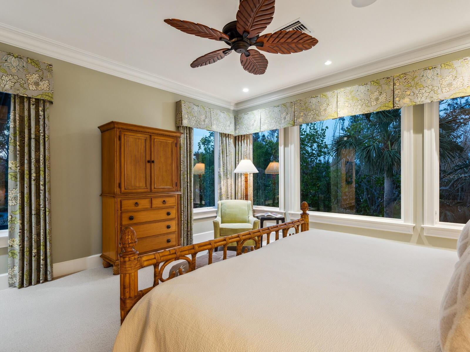 WHITE BEACH FRUIT COMPANYS SU - Residential