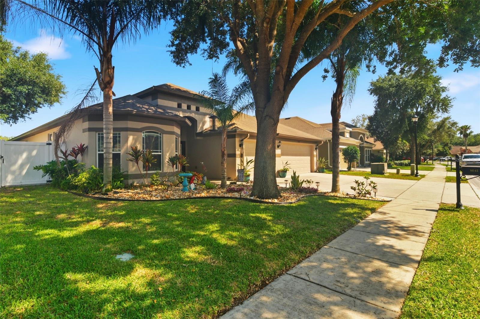 WATERS EDGE - Residential
