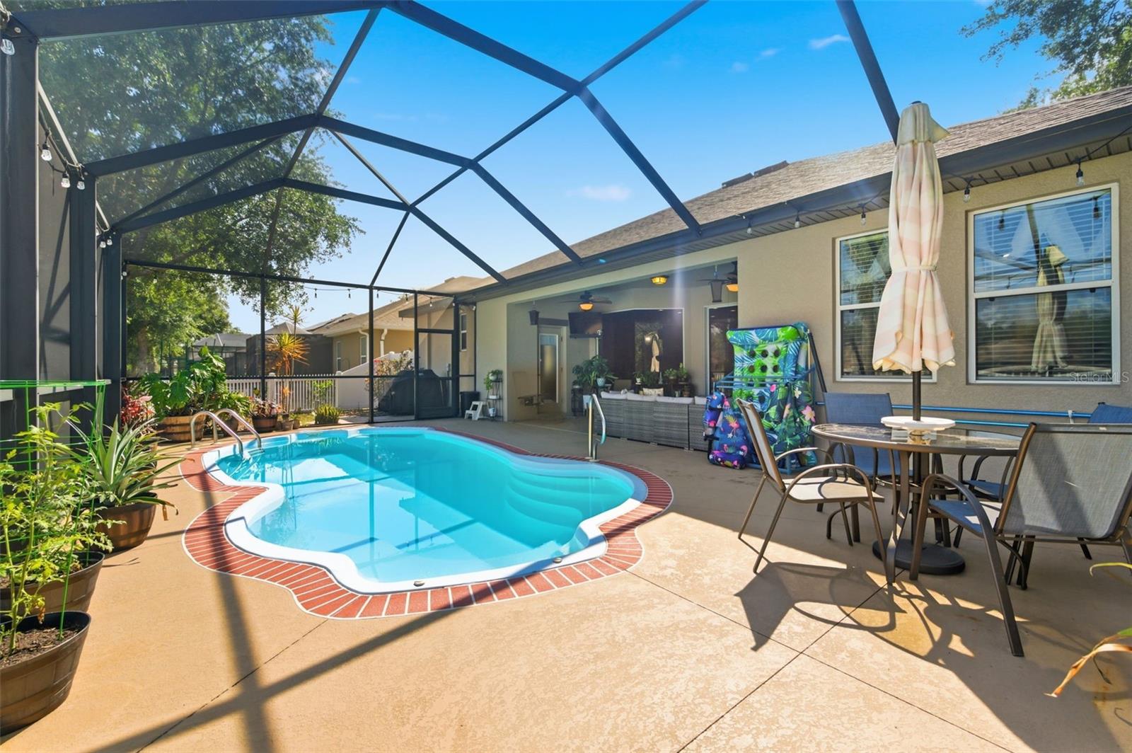 WATERS EDGE - Residential