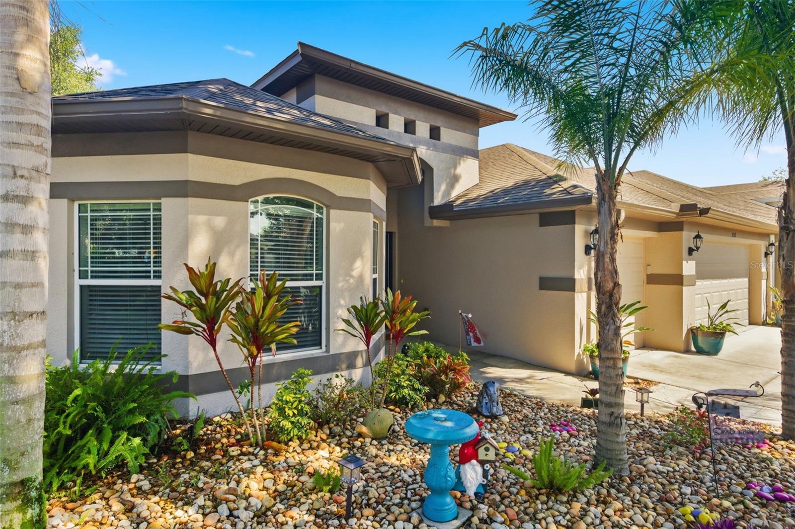 WATERS EDGE - Residential
