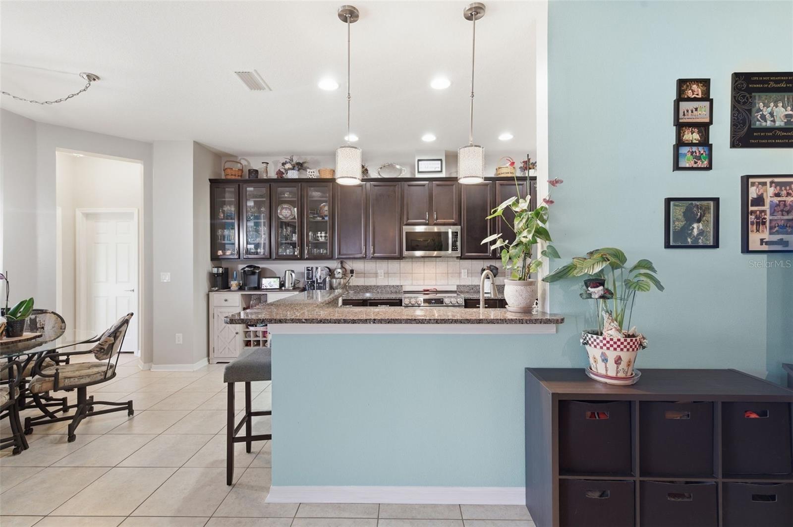 WATERS EDGE - Residential