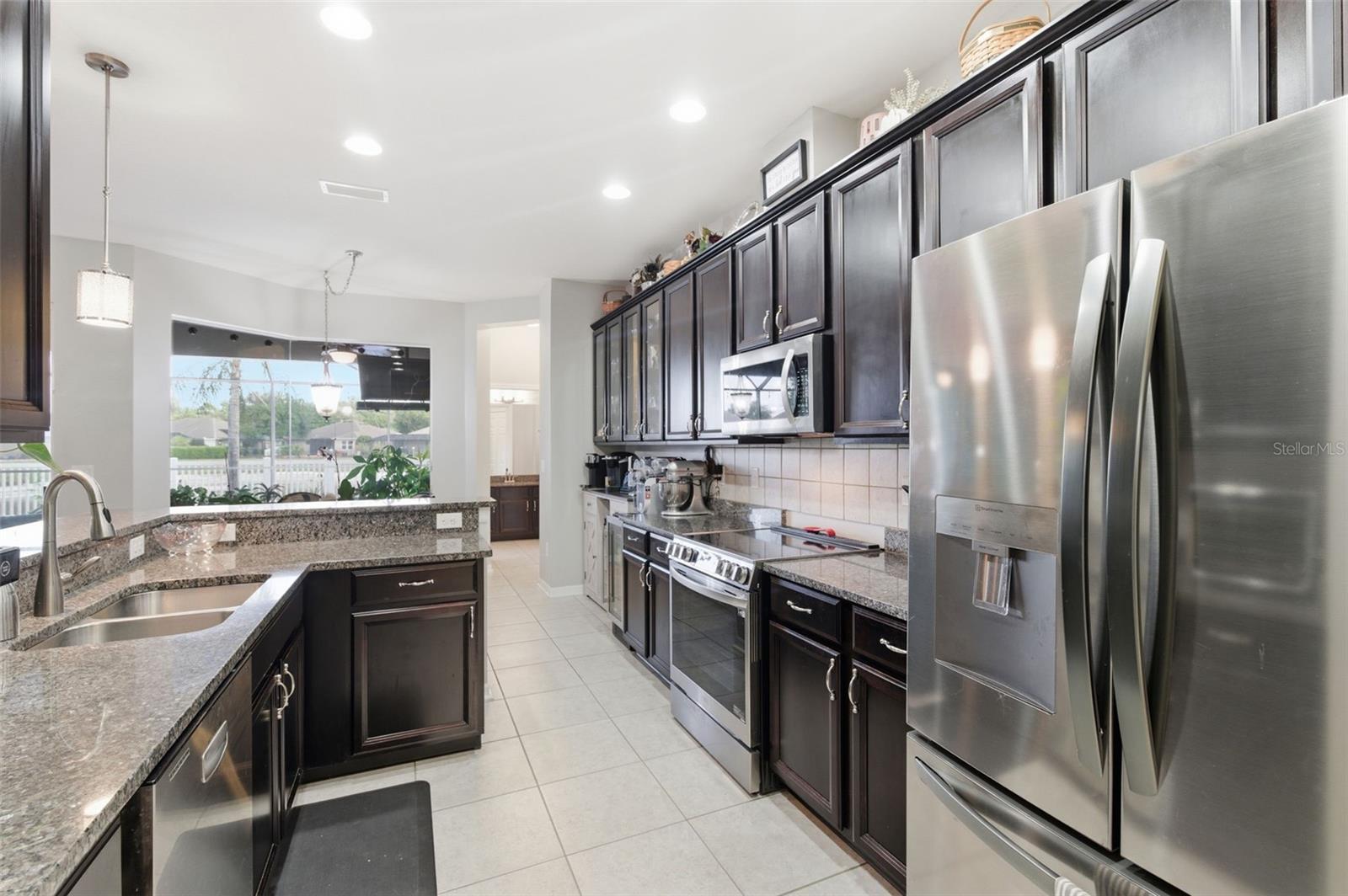 WATERS EDGE - Residential
