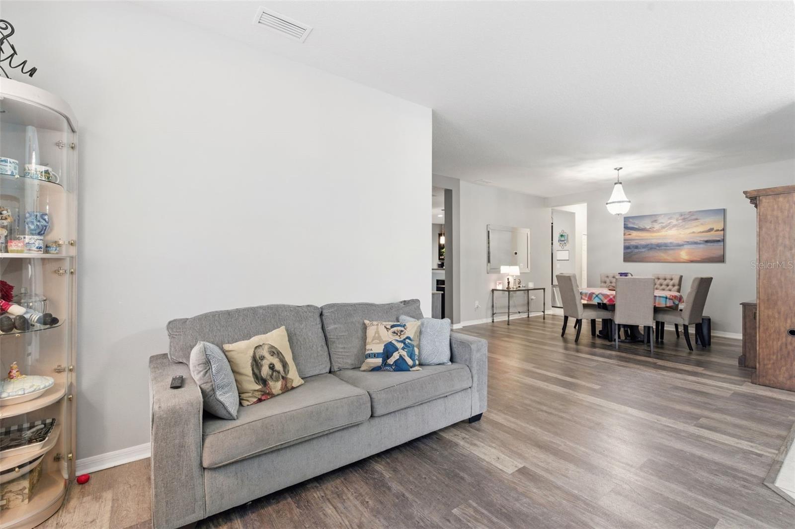 WATERS EDGE - Residential