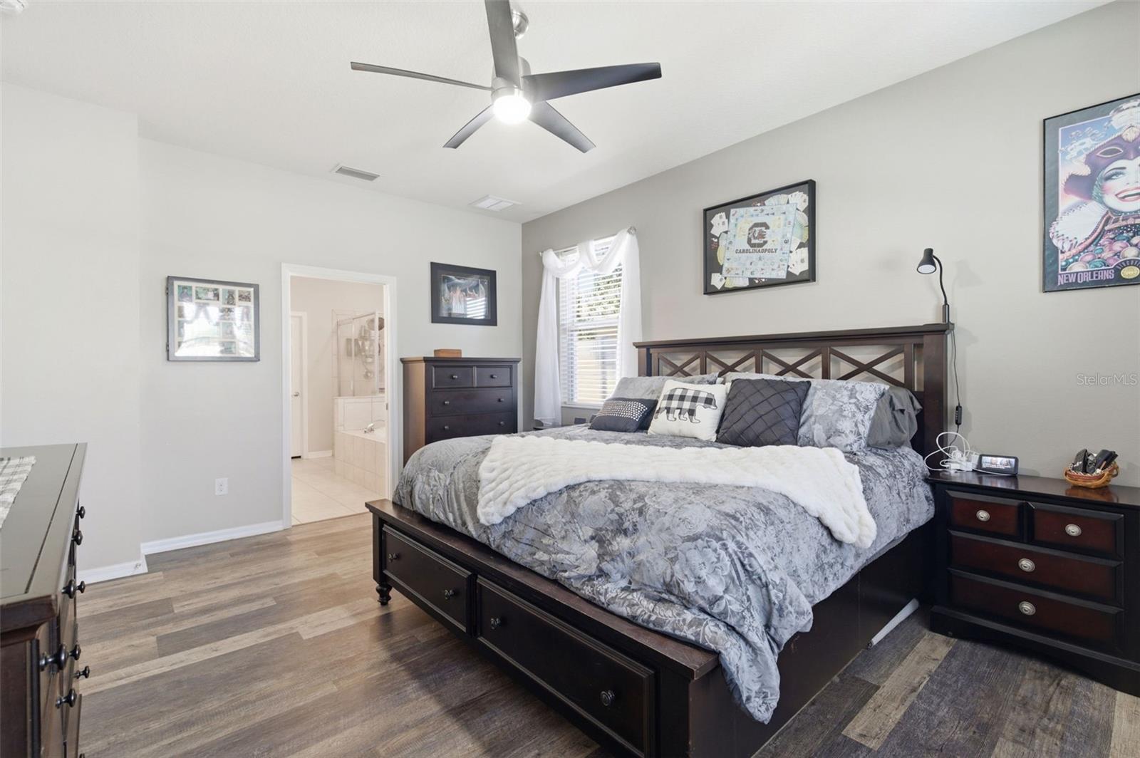 WATERS EDGE - Residential