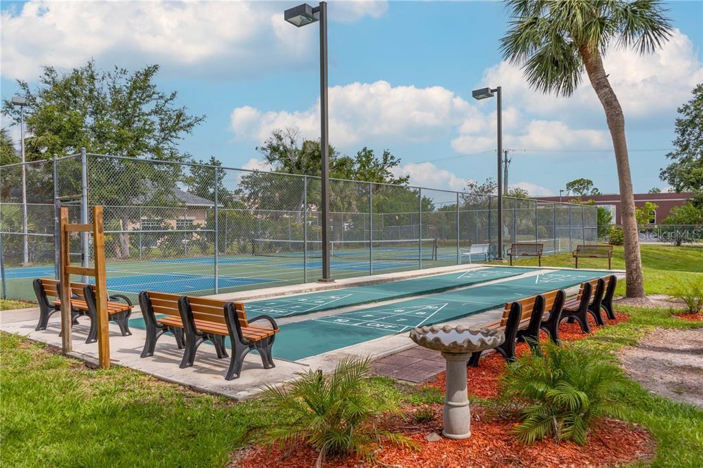 PROMENADES WEST - Residential Lease