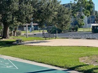 PROMENADES WEST - Residential Lease
