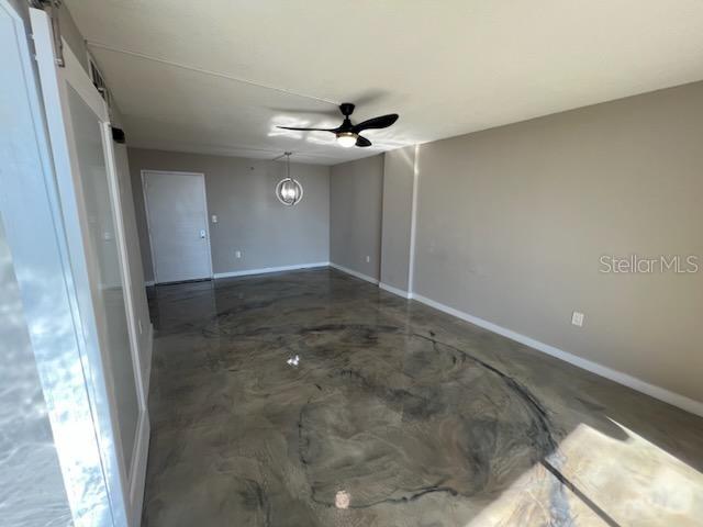 PROMENADES WEST - Residential Lease