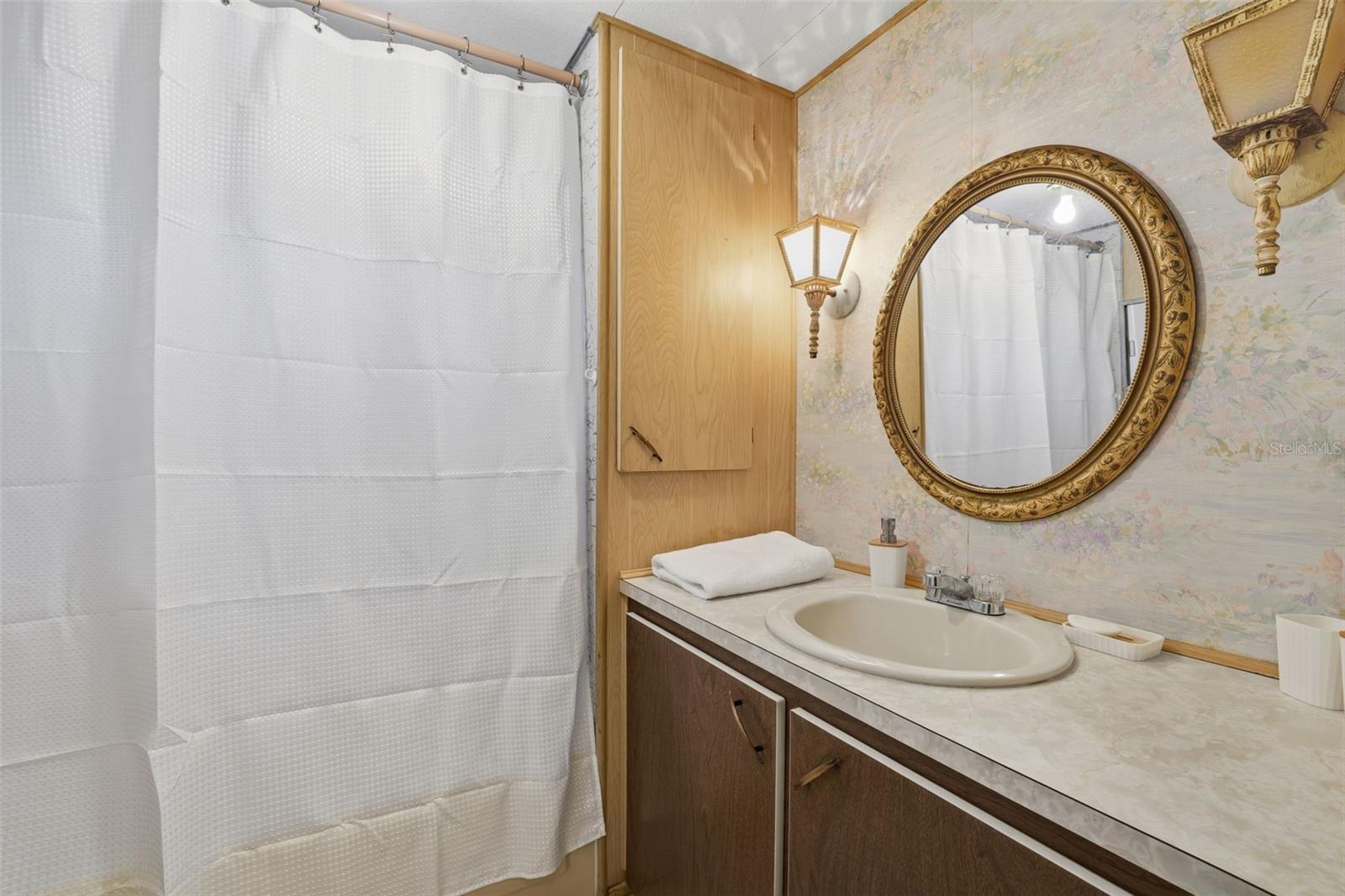 TRI-PAR ESTATES - Residential