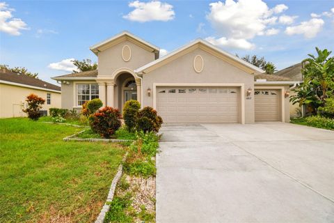 A home in LAND O LAKES